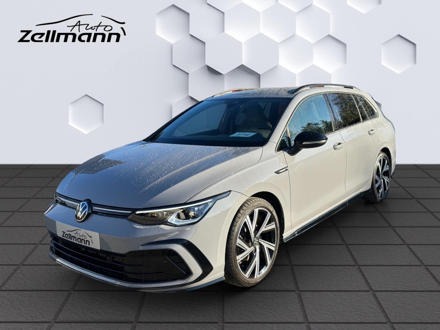 Volkswagen Golf Variant VIII 1.5 eTSI R-Line DSG 96kW LED A