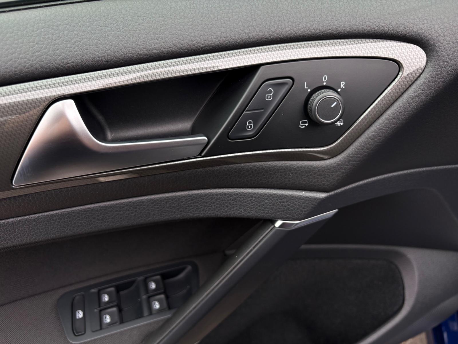 Volkswagen Golf VII Lim. DSG Join BlueMotion ACC/DAB+/LED