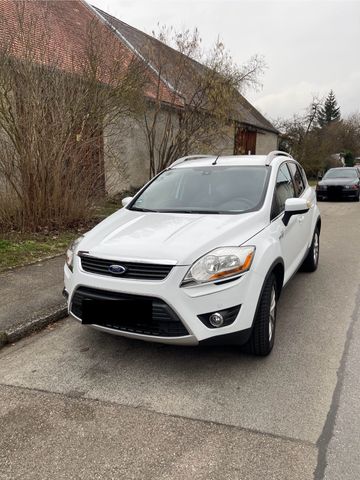 Ford Kuga 2,0 TDCi 4x4 120kW Titanium Titanium