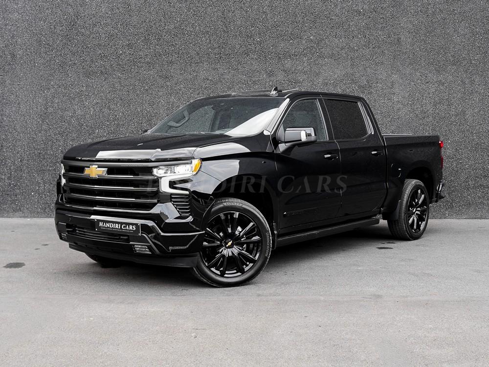 Chevrolet 2025 High Country € 65000 NIGHT PACKAGE