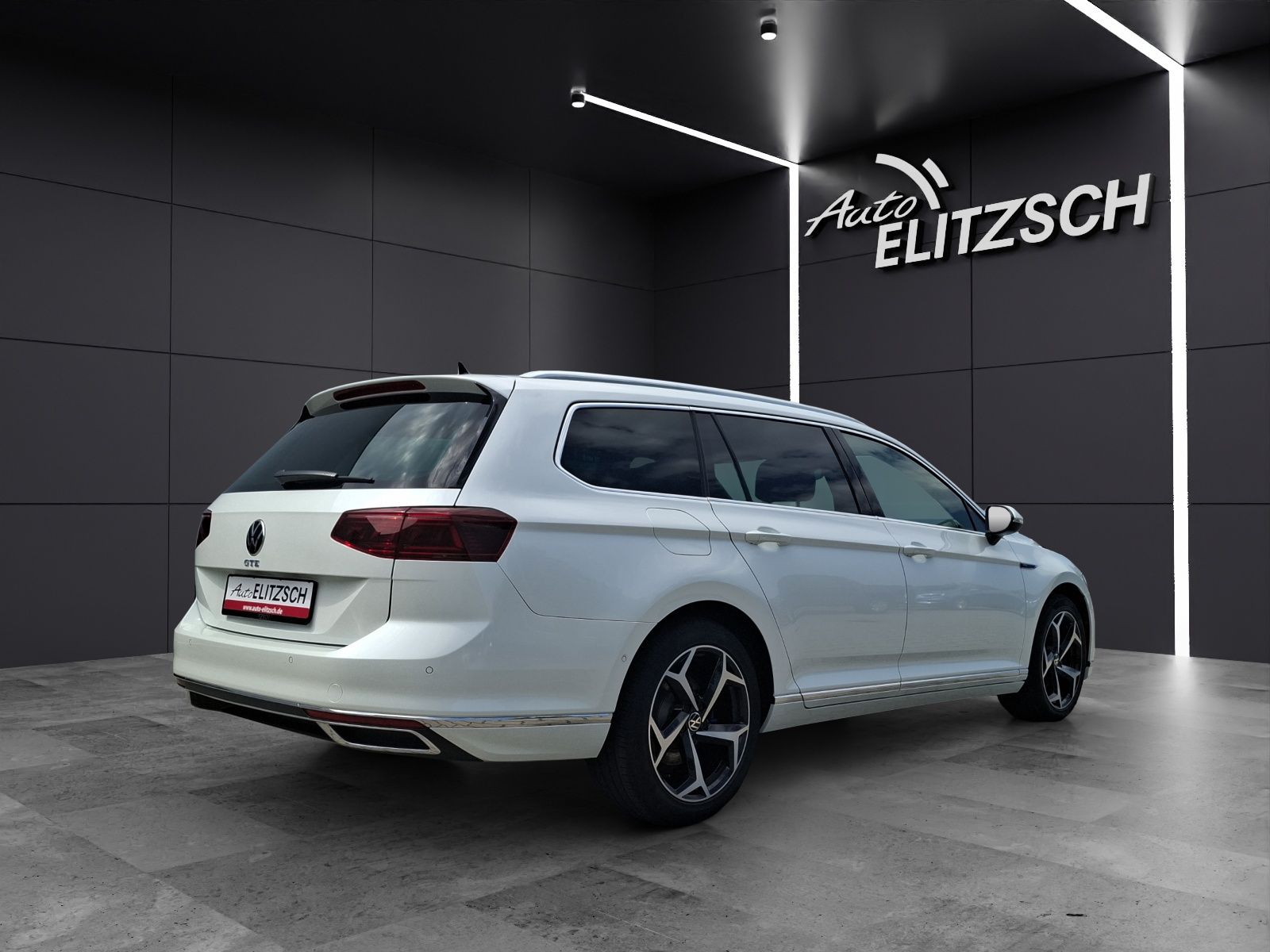 Fahrzeugabbildung Volkswagen Passat Variant GTE DSG Standhzg. Matrix AHK Navi