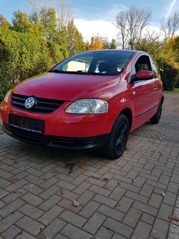 Volkswagen Vw FOX wenig laufleistung guter Zustand la...