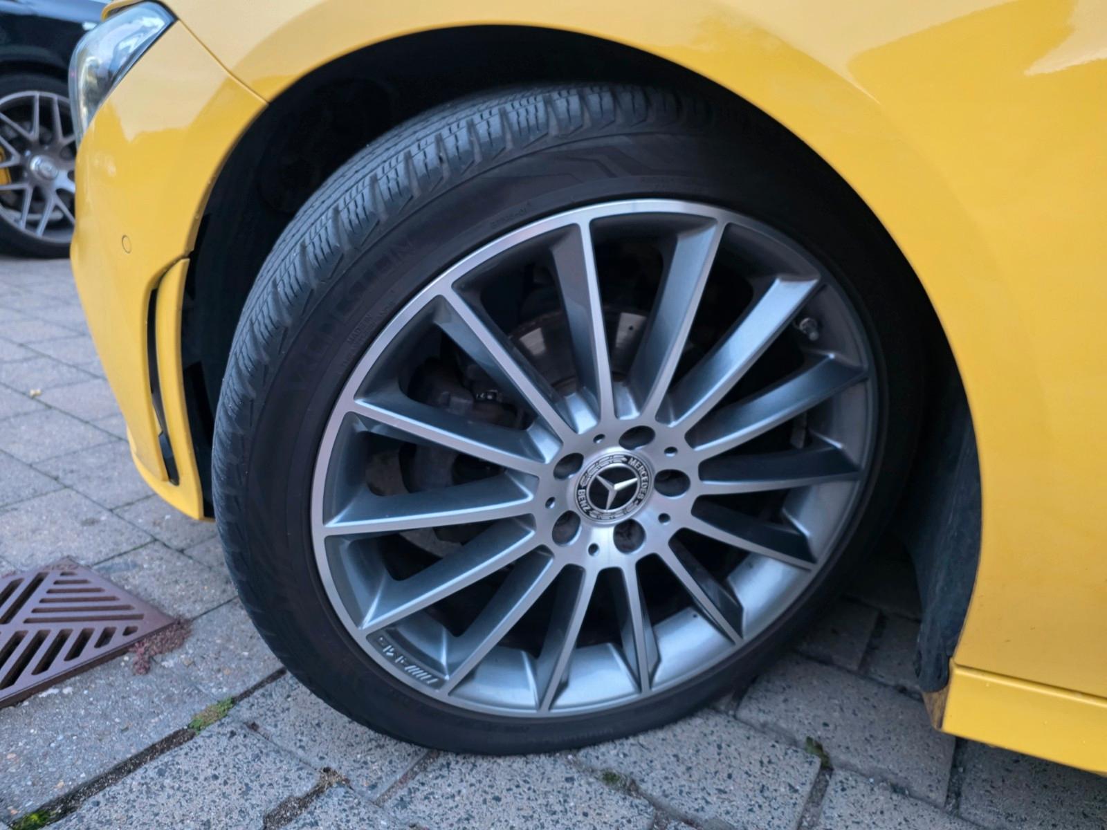 Mercedes-Benz CLA Panorama AMG line Night, миниатюра 5