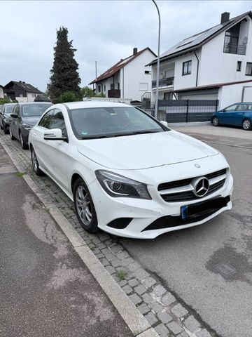 MERCEDES-BENZ MERCEDES BENZ CLA 200d | sportlich, sparsa...