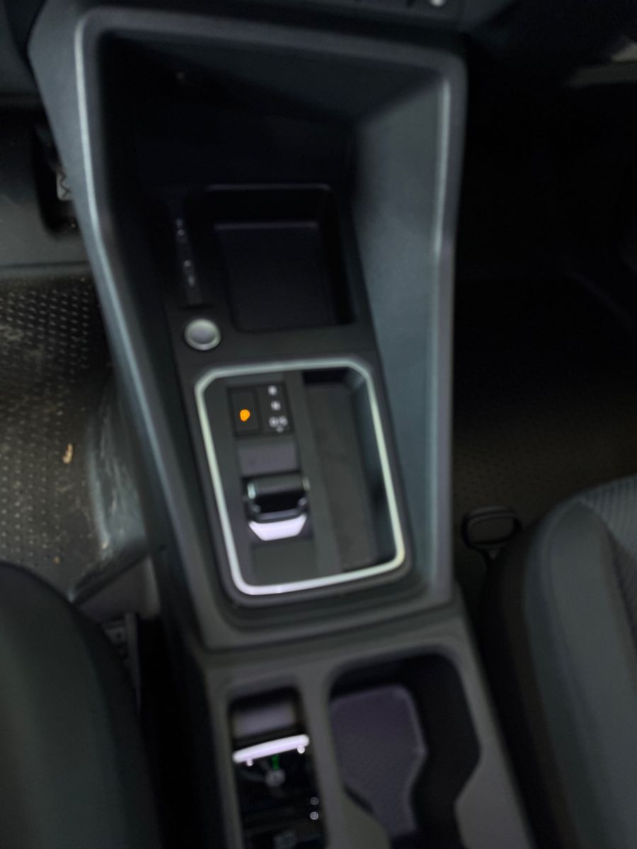 Fahrzeugabbildung Ford Transit Connect PHEV 1,5 Automatik/Sofort