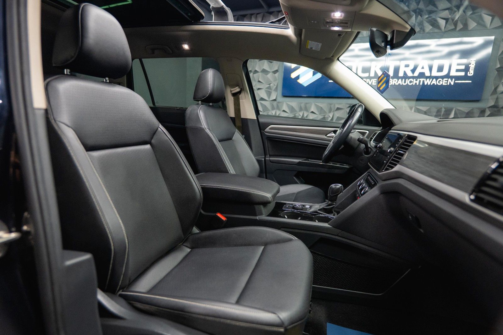 Fahrzeugabbildung Volkswagen ATLAS 3.6 4x4 SEL PREMIUM *6 Sitze*Pano*ACC*LED*