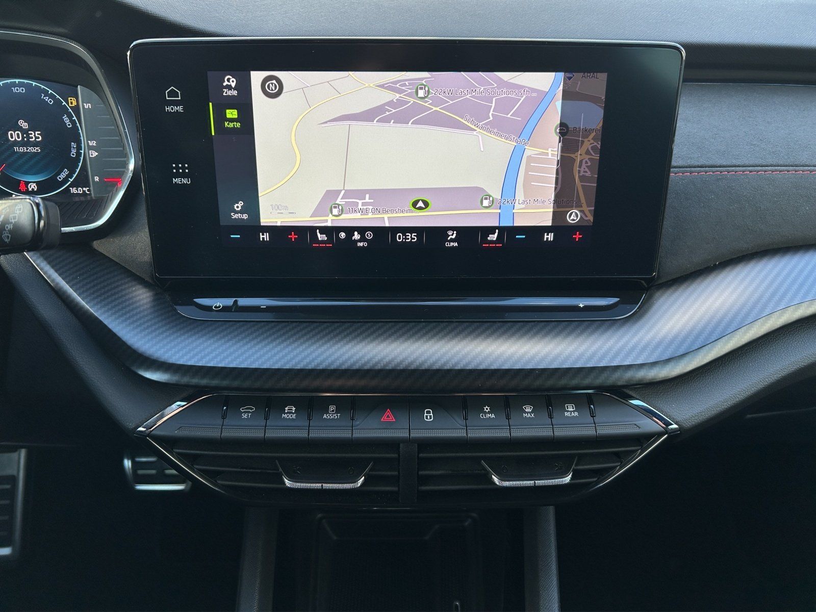 Fahrzeugabbildung SKODA Octavia Combi 2.0 TDI RS+/KAMERA/HUD/ACC/VIRTUAL