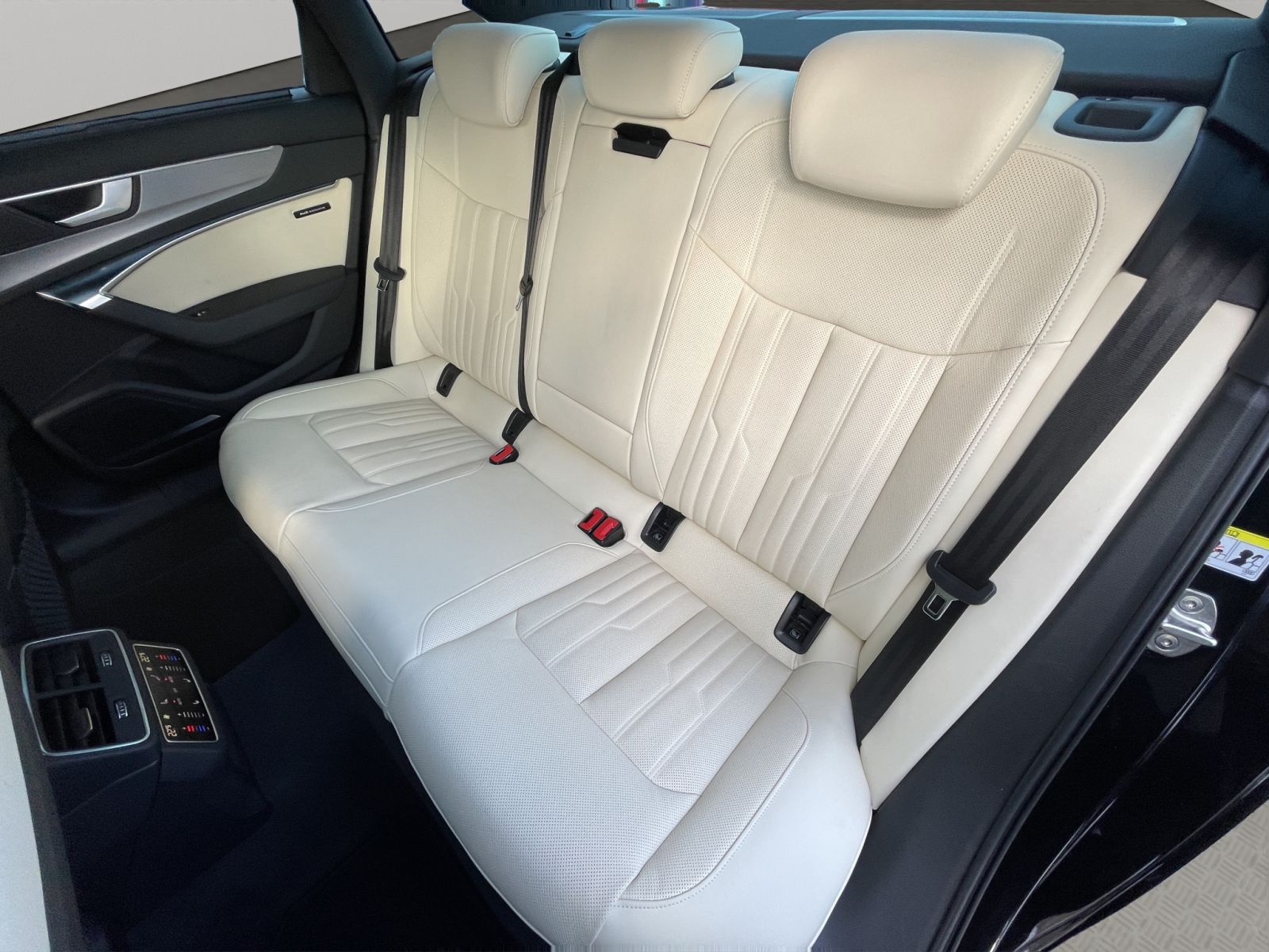 Audi S6 - Bild 16