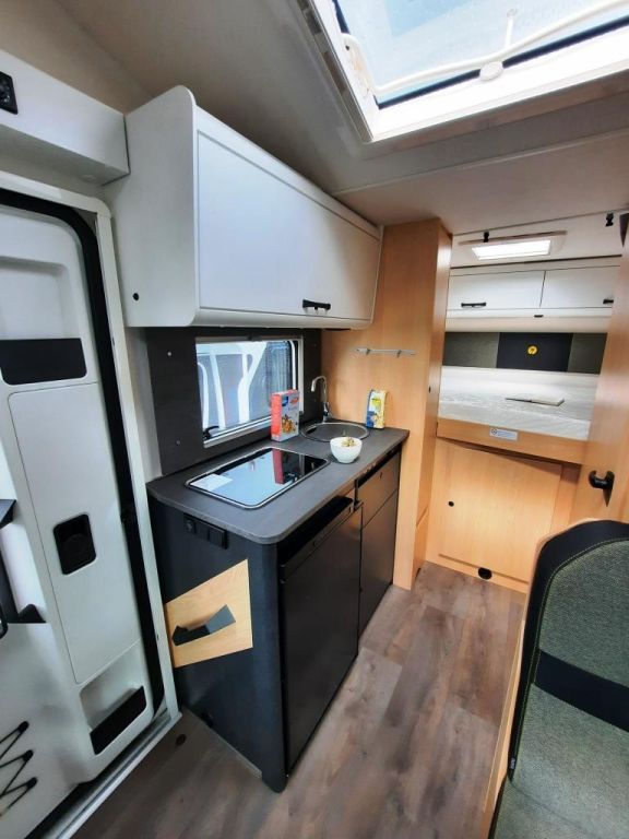 Fahrzeug Übersicht 12 Fahrzeugabbildung Sunlight A 60 Verfüg. / Sparen Sie 4.033,- €