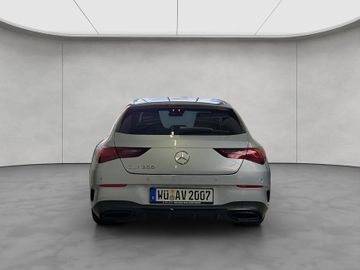 Mercedes CLA 200 Shooting Brake - 4