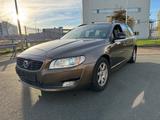 Volvo V70 Kombi 2.0l Linje Svart Leder AHK Navi 03/27 - gebrauchte Volvo V70 aus dem Jahr 2016