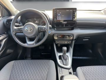 Toyota Yaris - 10