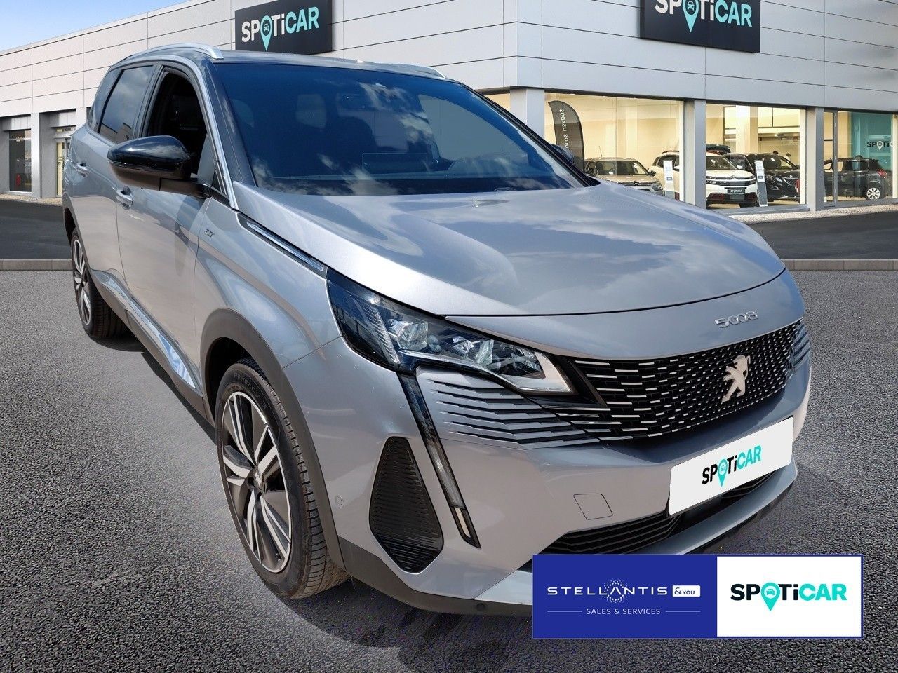 Peugeot 5008 GT PureTech 130 EAT8 ACC EGSD NAVI SITZHZG imagem 3