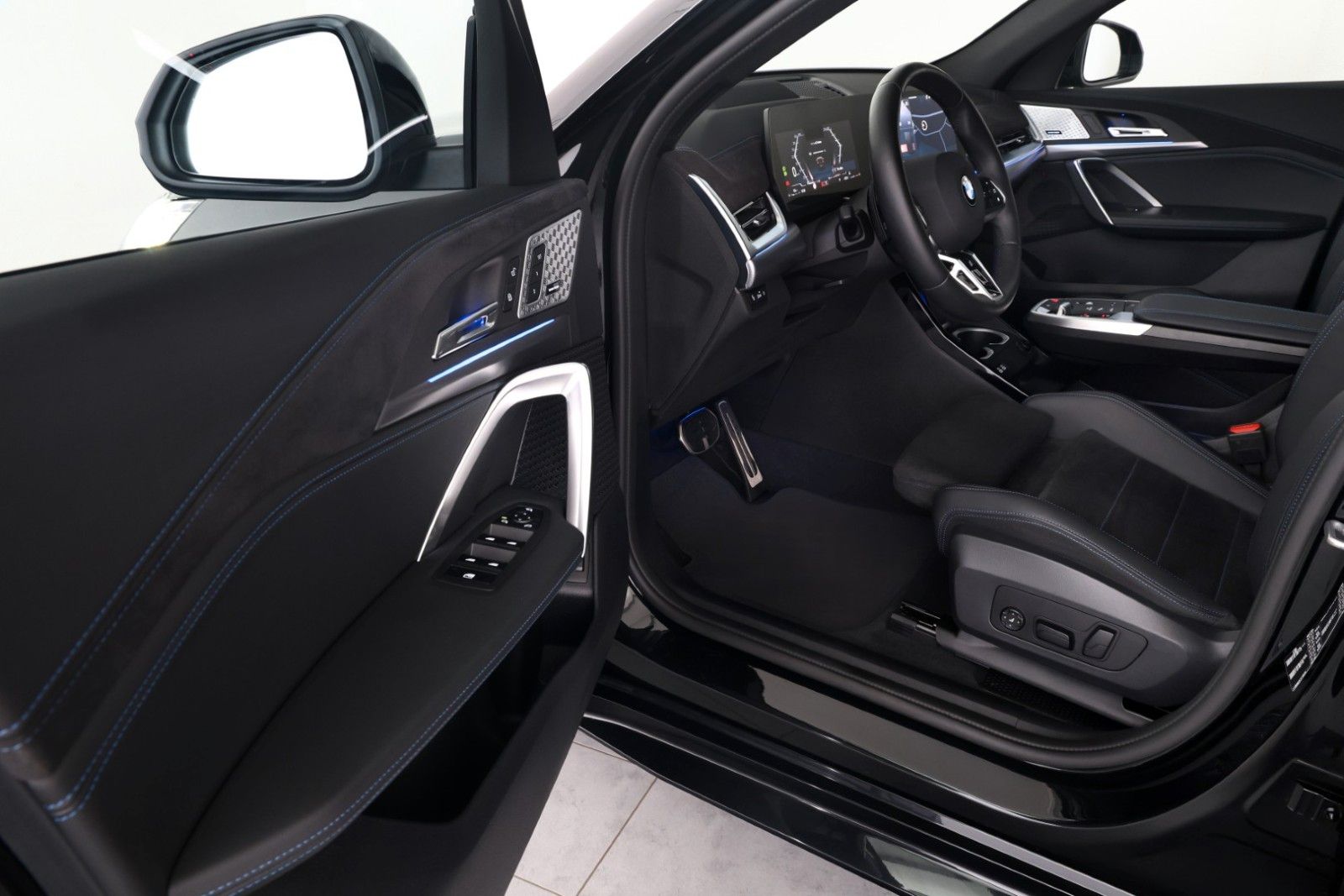 BMW X2 sDrive18d M Sport DriveProf H&K HUD 360° 19" foto 15
