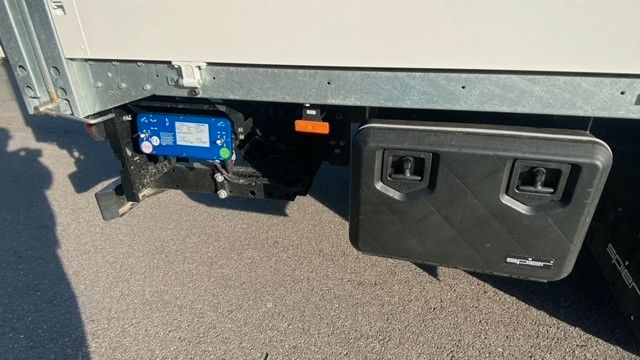 Fahrzeugabbildung DAF FA LF 210 08t Spier Pritsche-Plane