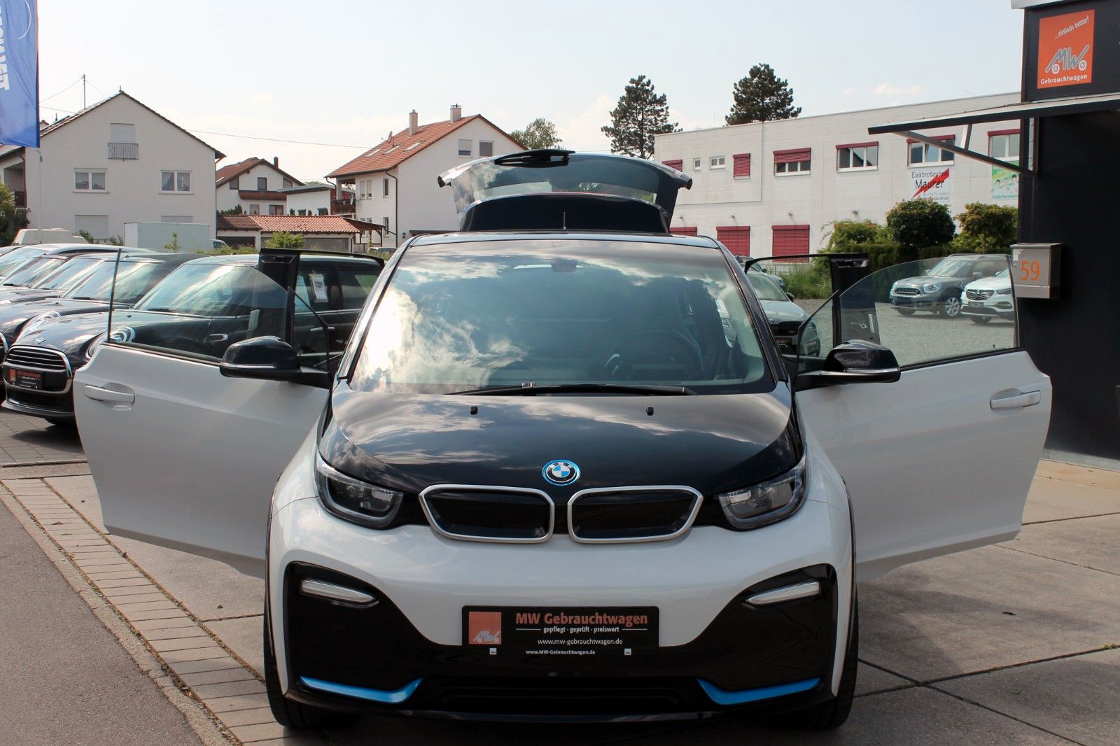 Fahrzeugabbildung BMW i3S 120Ah Tempom. Wärmepumpe NavProf Sitzh. LED