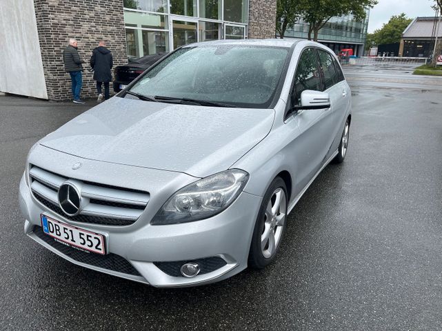 Mercedes-Benz B 180 CDI BlueEFFICIENCY Edition