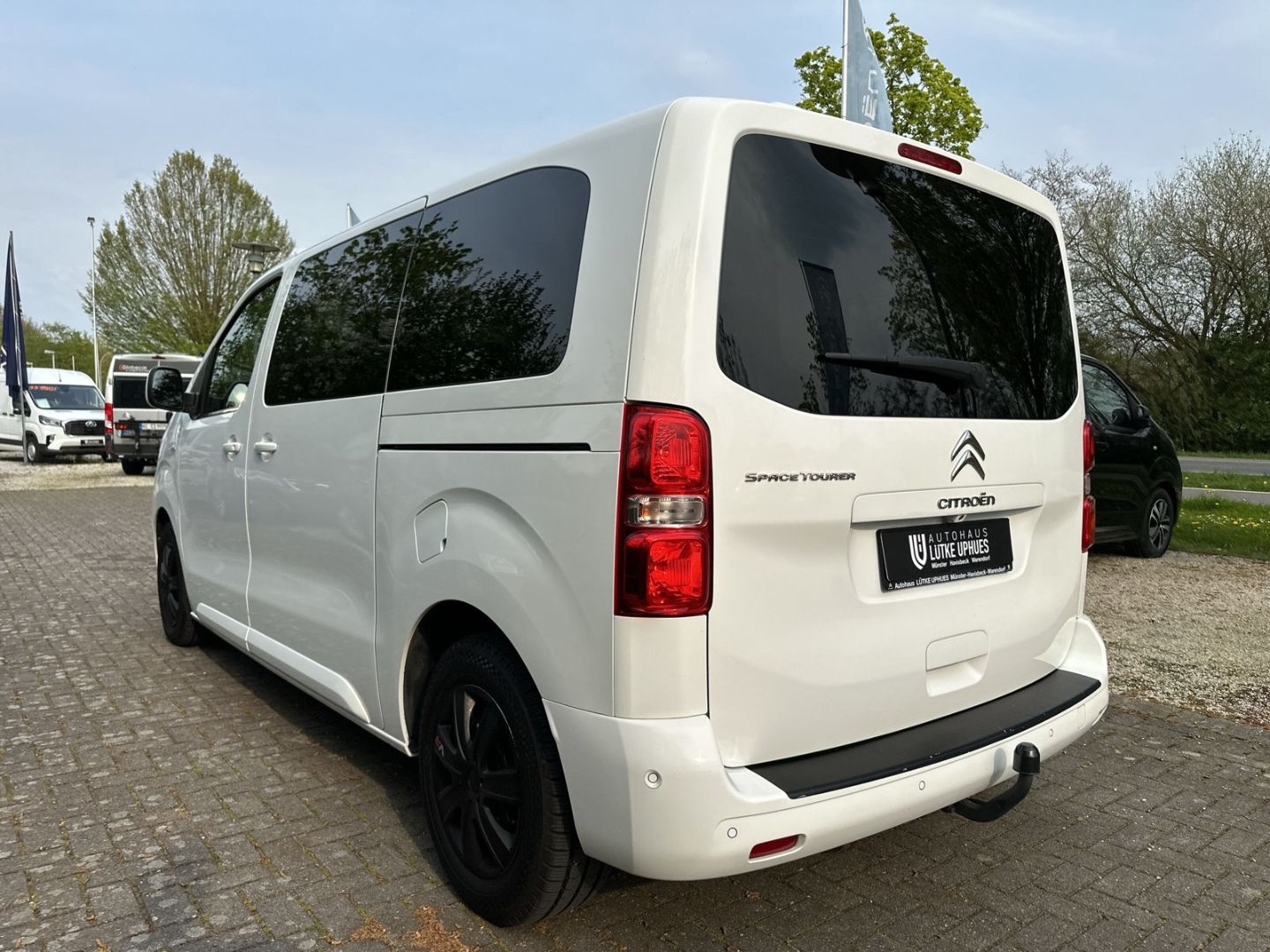 Citroën Spacetourer Feel M BLUE HDI 120 AHK-abn. imagem 3