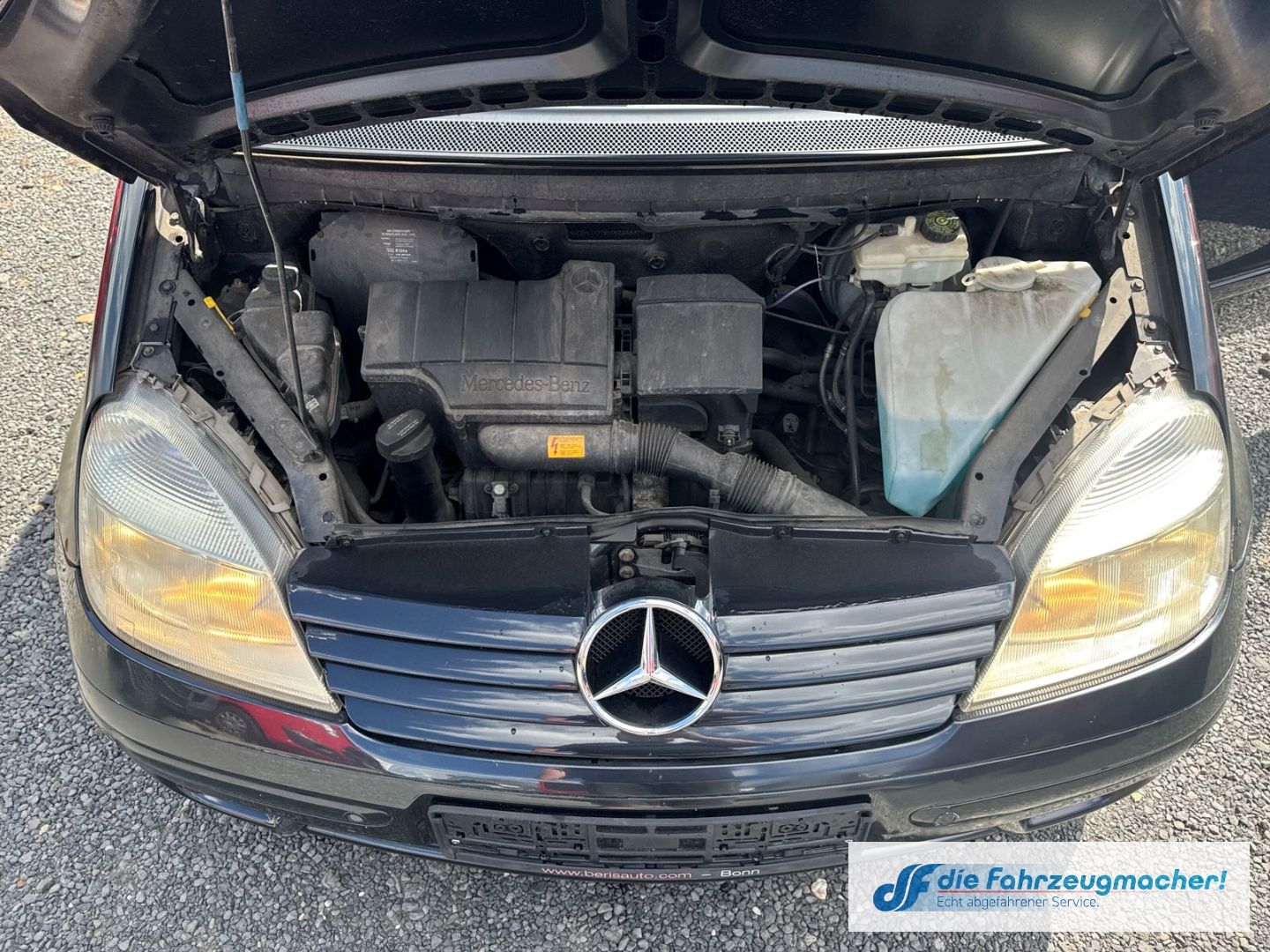 Fahrzeugabbildung Mercedes-Benz Vaneo Compact Van El. Panodach Leder *EXPORT