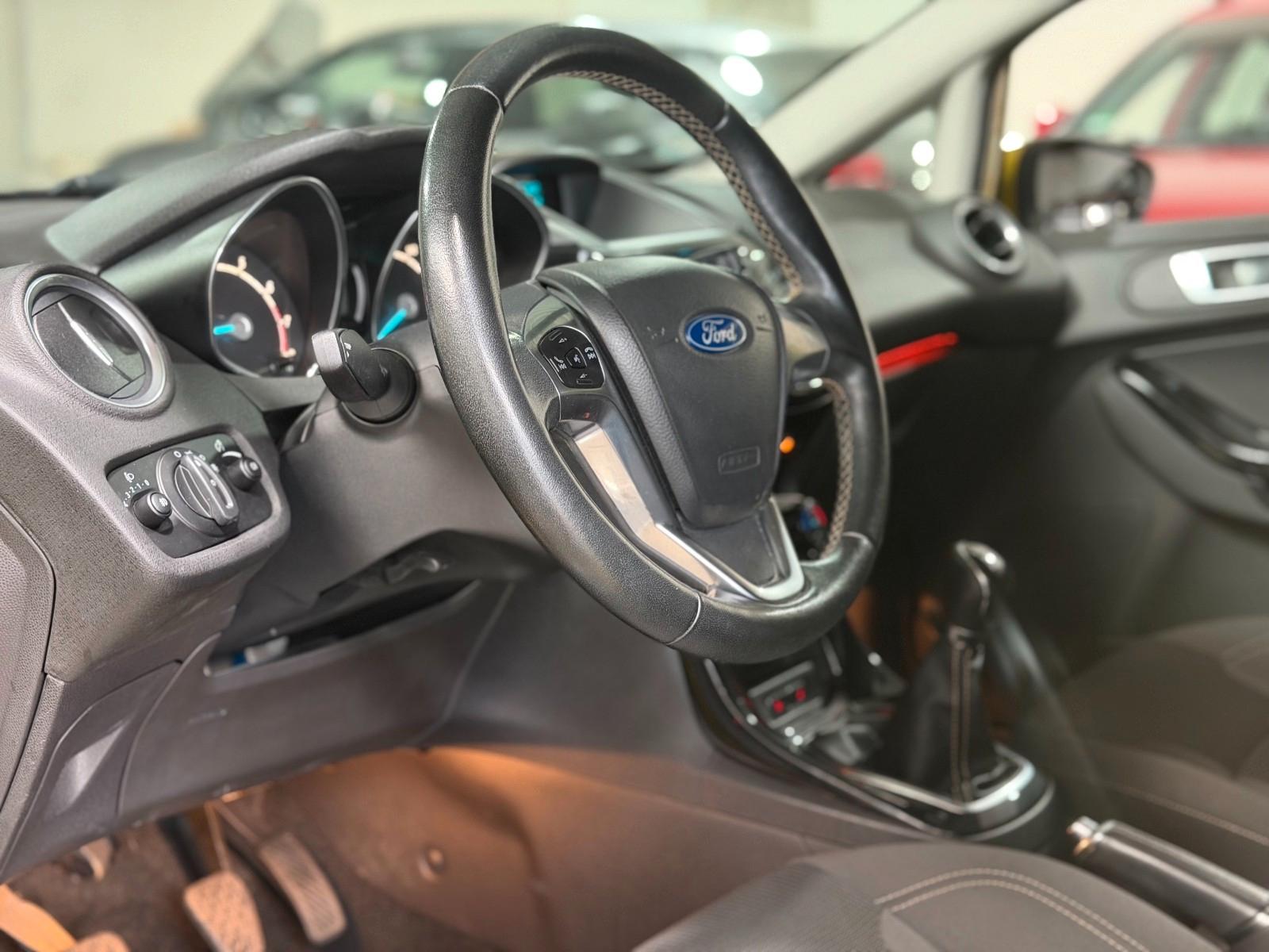 Ford Fiesta Titanium Berganfahrhilfe Winterpaket