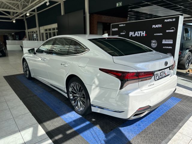 Lexus LS 500  Luxury Line E-Four – Massage – Kamera