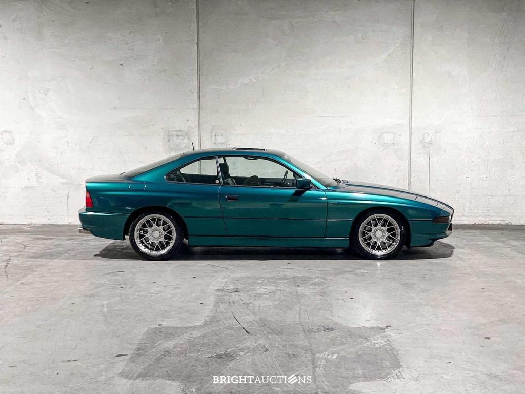 BMW 850