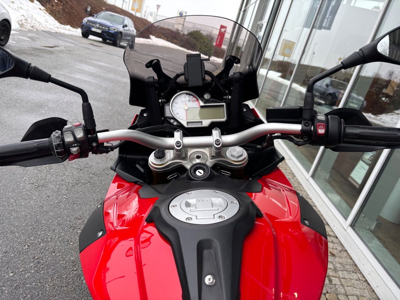 Fahrzeugabbildung BMW S 1000 XR 2 Pakete