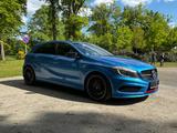 Mercedes-Benz A 250 A -Klasse A 250 Sport*TOP-Zustand*Garantie - Mercedes-Benz: Blau, Klasse