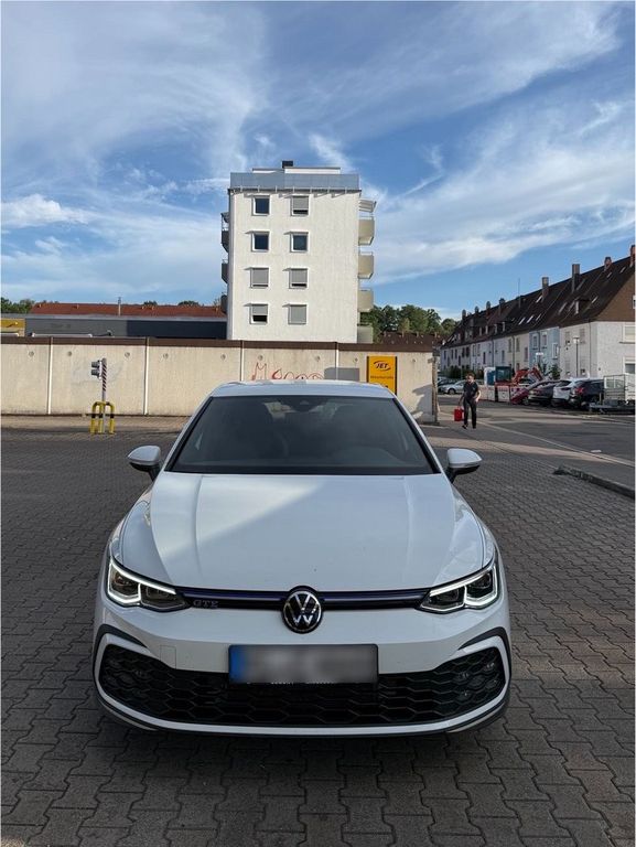 Image of Volkswagen Golf