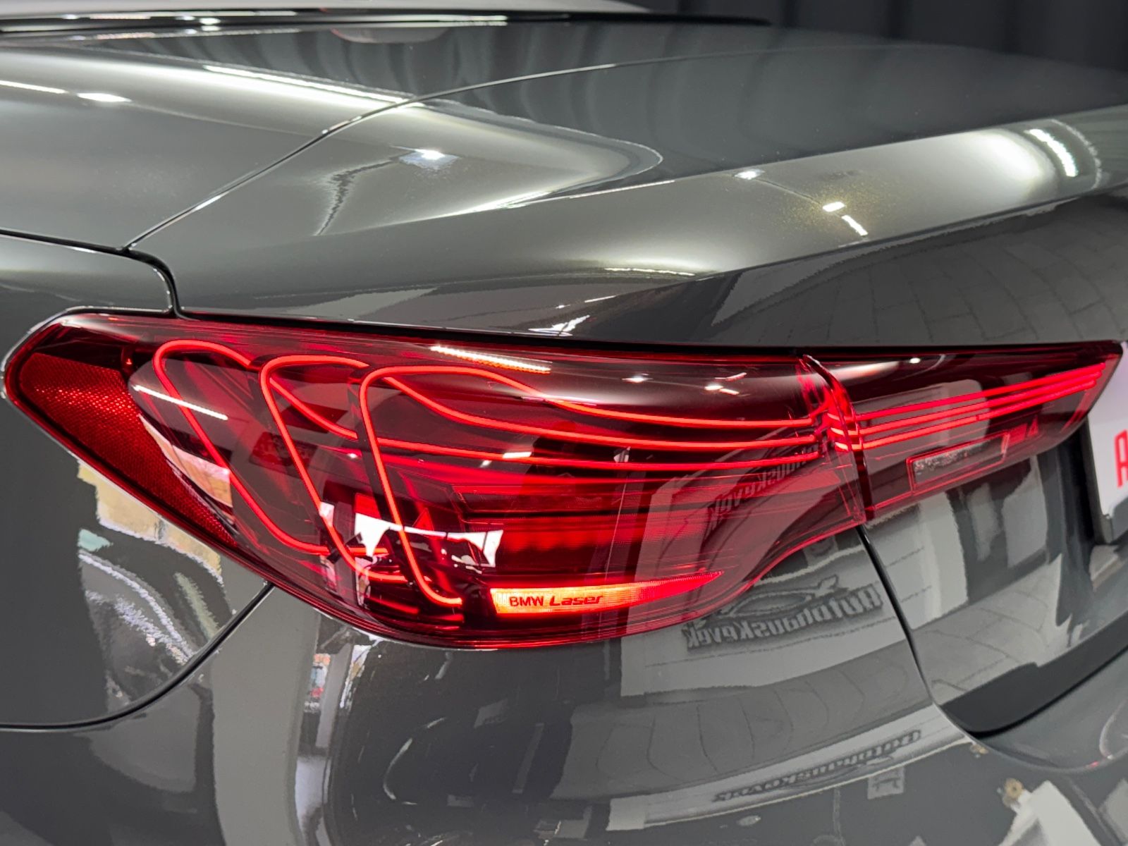 Fahrzeugabbildung BMW M440i Cabrio xDrive|INDIVIDUAL|H&K|LEDER|FACELIF