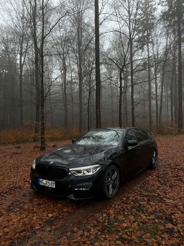 BMW G30 530i