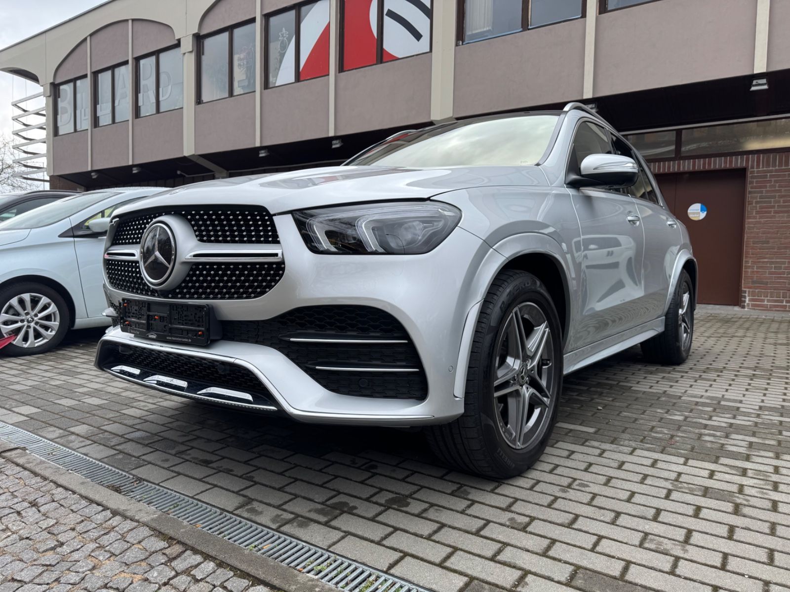 Mercedes-Benz GLE 450 AMG 4Matic-HeadUp-Pano-Leder-Luft foto 2