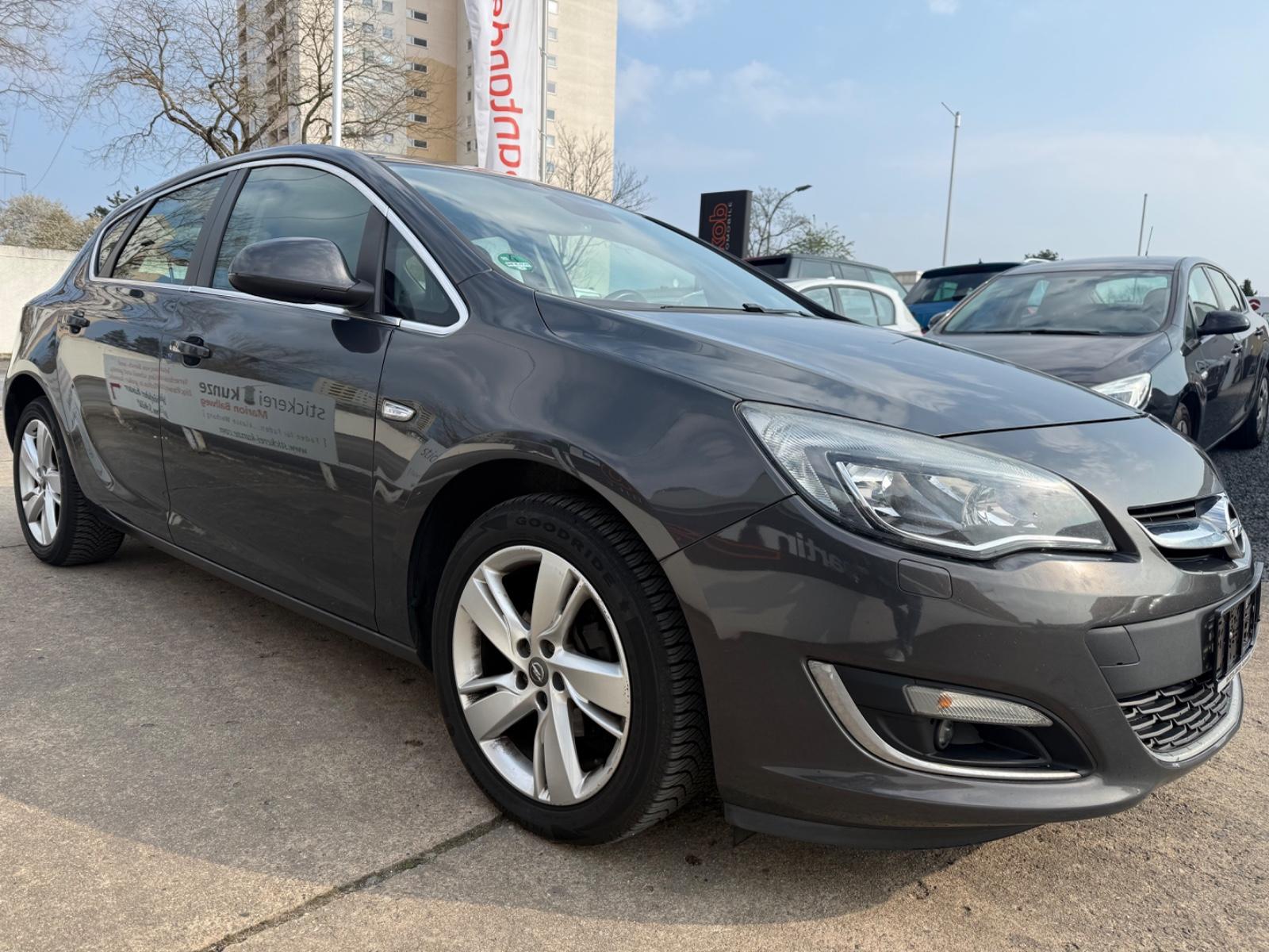 Opel Astra J Lim. 5-trg. Sport+MFL+SITZHEIZUNG+TEMPOM