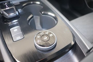 Fotografie des Nissan X-Trail 1.5 VC-T e-POWER e-4ORCE N-Connecta