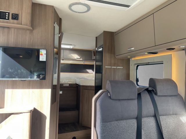 Carado T 328 PRO+ KLIMA NAVI TV