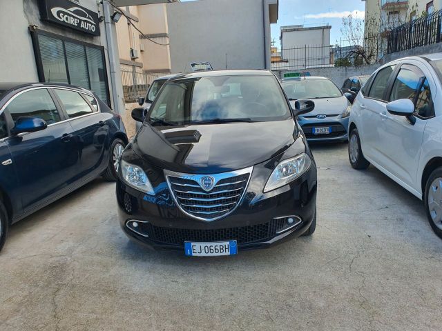 Autres Lancia Ypsilon Platinium