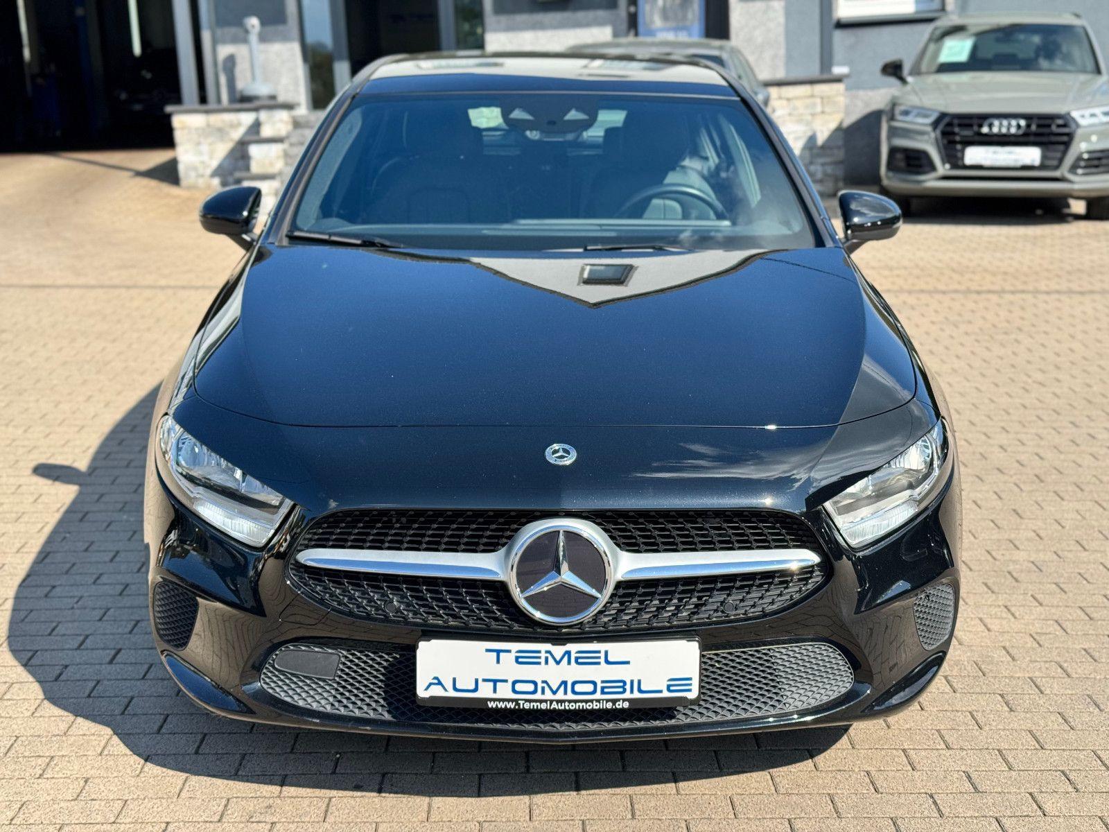 Mercedes-Benz A 200 d*1.Hand*8xFach*S-Heft*Navi*Leder*Pdc*Shz*