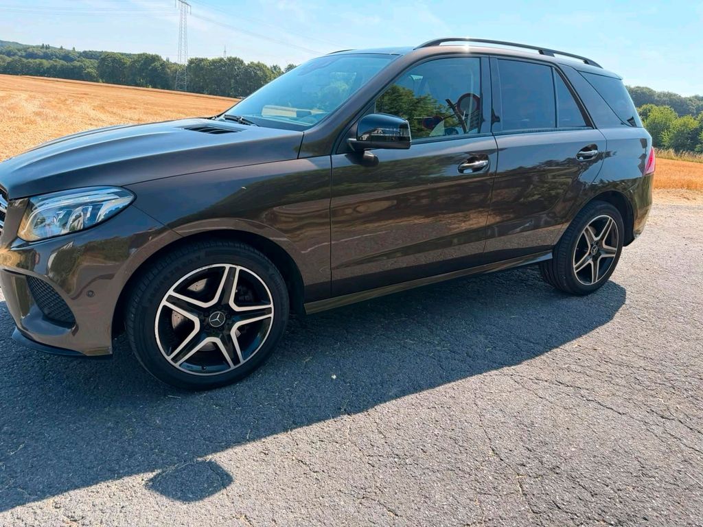 Image of Mercedes-Benz GLE 43 AMG