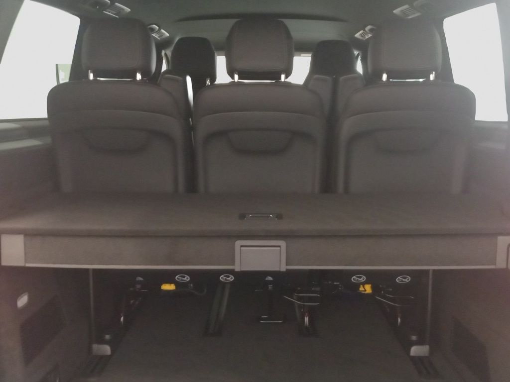 Fahrzeugabbildung Mercedes-Benz V 300 d 4MATIC AVANTGARDE Lang AHK*Leder*Navi