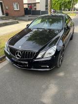Mercedes-Benz E 200 Coupé E 200 CGI BlueEFFICIENCY AVANTG.... - Mercedes-Benz E 200 in Braunschweig