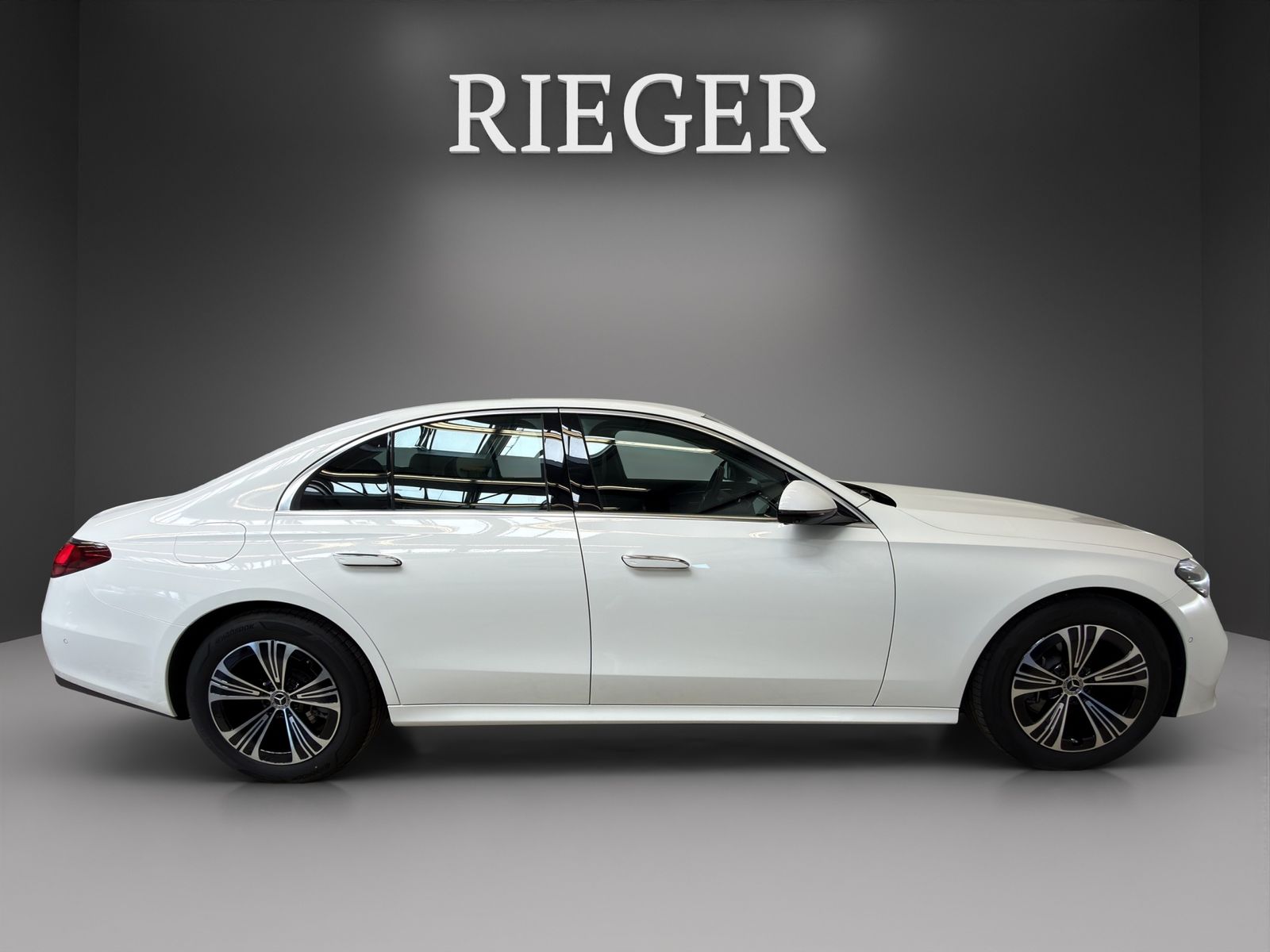 Mercedes-Benz E 200 4M Avantgarde-Advanced 360°-Kamera MEMORY foto 14