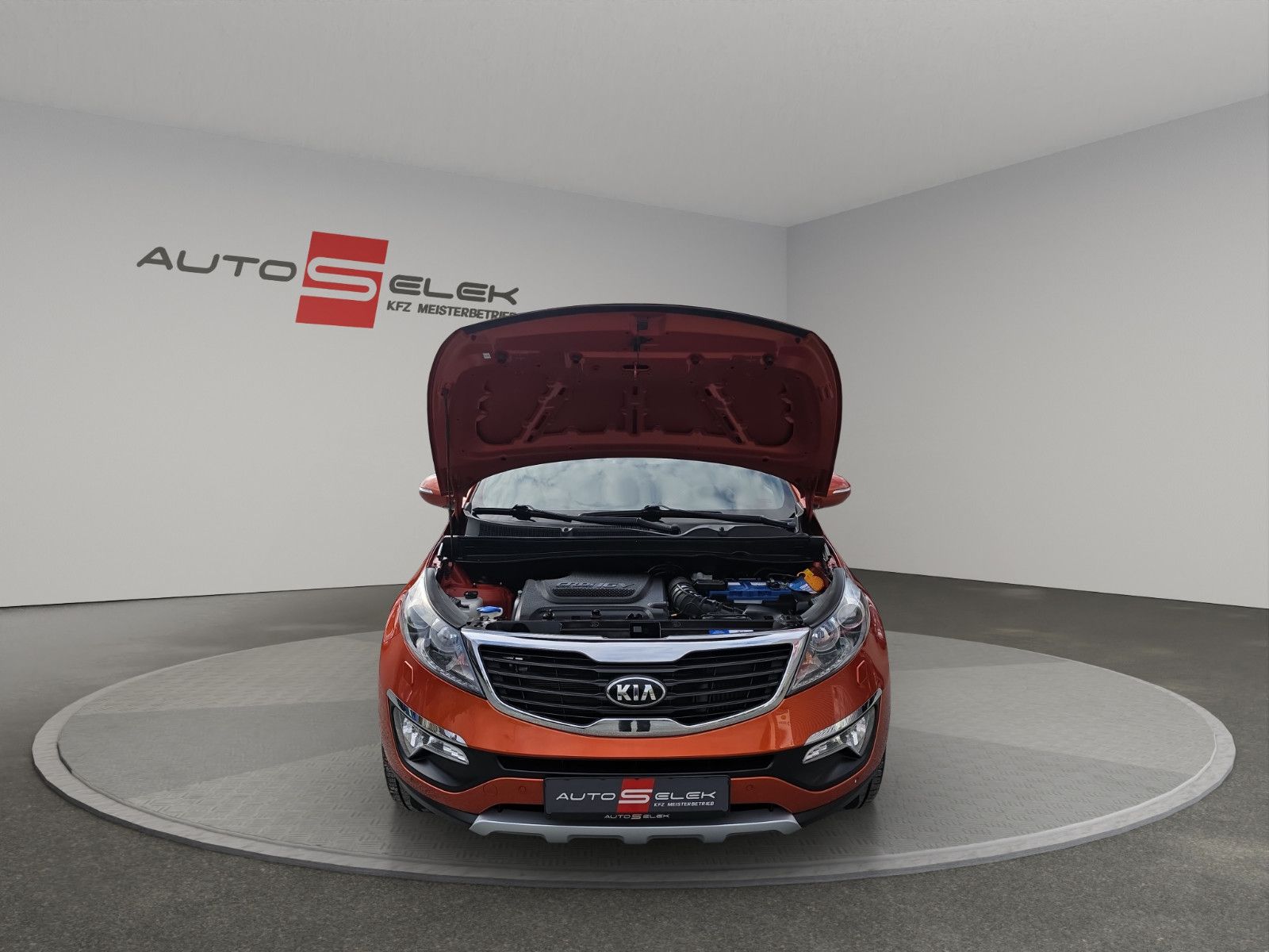 Fahrzeugabbildung Kia Sportage  ALLRAD 4X4 AUTOMAT/PANORAMA/NAVI/XENON