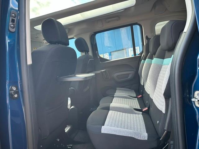 Citroën Berlingo Feel M/AHK/LED/Kamera/Panorama/Alu/PDC