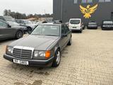 Mercedes-Benz 300 D W124 2.Hand,TÜV01.26,Alu,vieles Neu - Mercedes-Benz 300: D W124