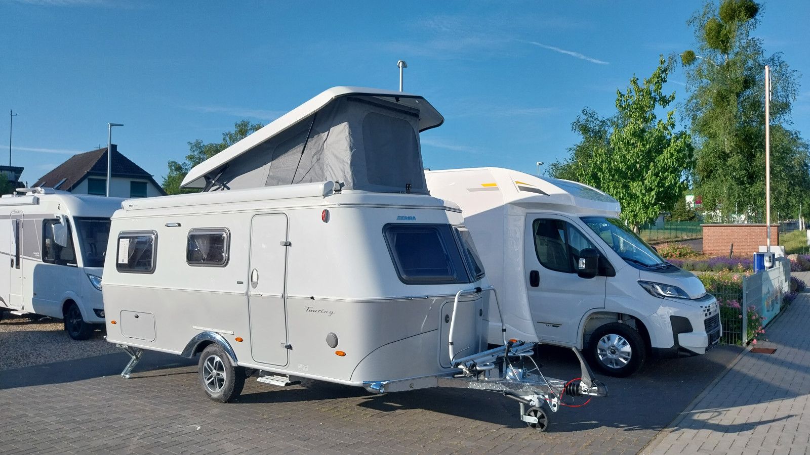 Fahrzeugabbildung HYMER / ERIBA / HYMERCAR Touring 630 - ab 2,99% eff.p.a.*