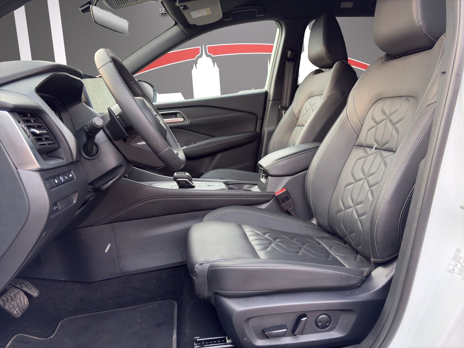 Fahrzeugabbildung Nissan Qashqai 1.3 DIG-T Tekna HeadUp/NAVI/ACC/360/LHZ