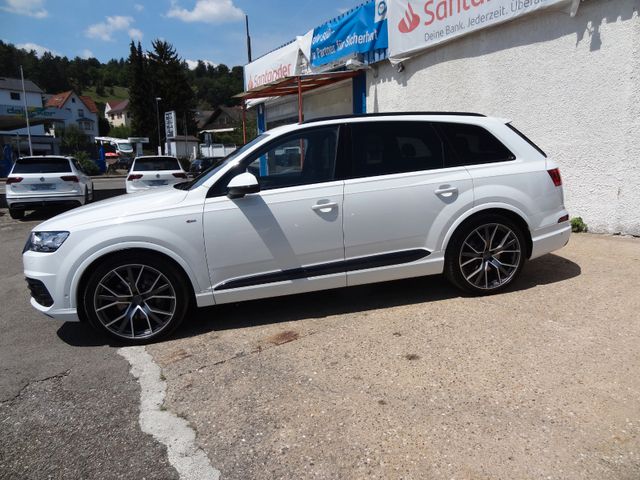 Fahrzeugabbildung Audi Q7 3.0TDI/HUD/Pano/StH/22-Zoll/1.Hd/AHK/3xS-Line