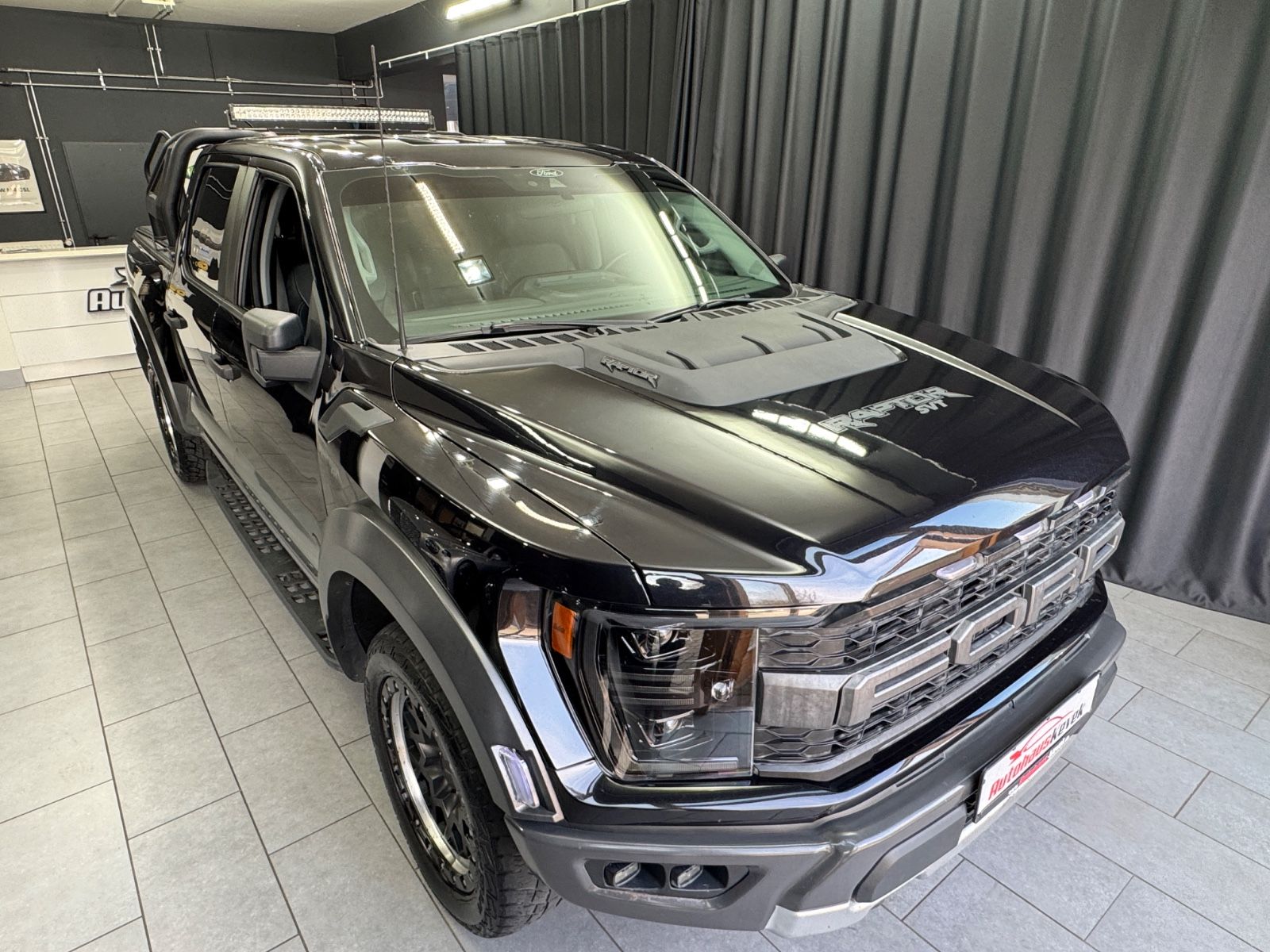 Fahrzeugabbildung Ford F 150 RAPTOR SVT|OFFROAD 20 ZOLL| 6-SITZ|NAVI|