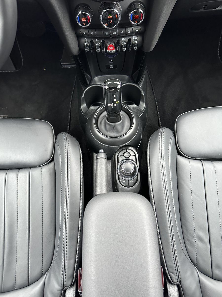 Fahrzeugabbildung MINI Cooper S Cabrio Aut. Piano Black NAV+LED+HUD+KAM