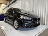 BMW 218i Active Tourer*Navi*Tempomat* - BMW Gebrauchtwagen in Freiburg